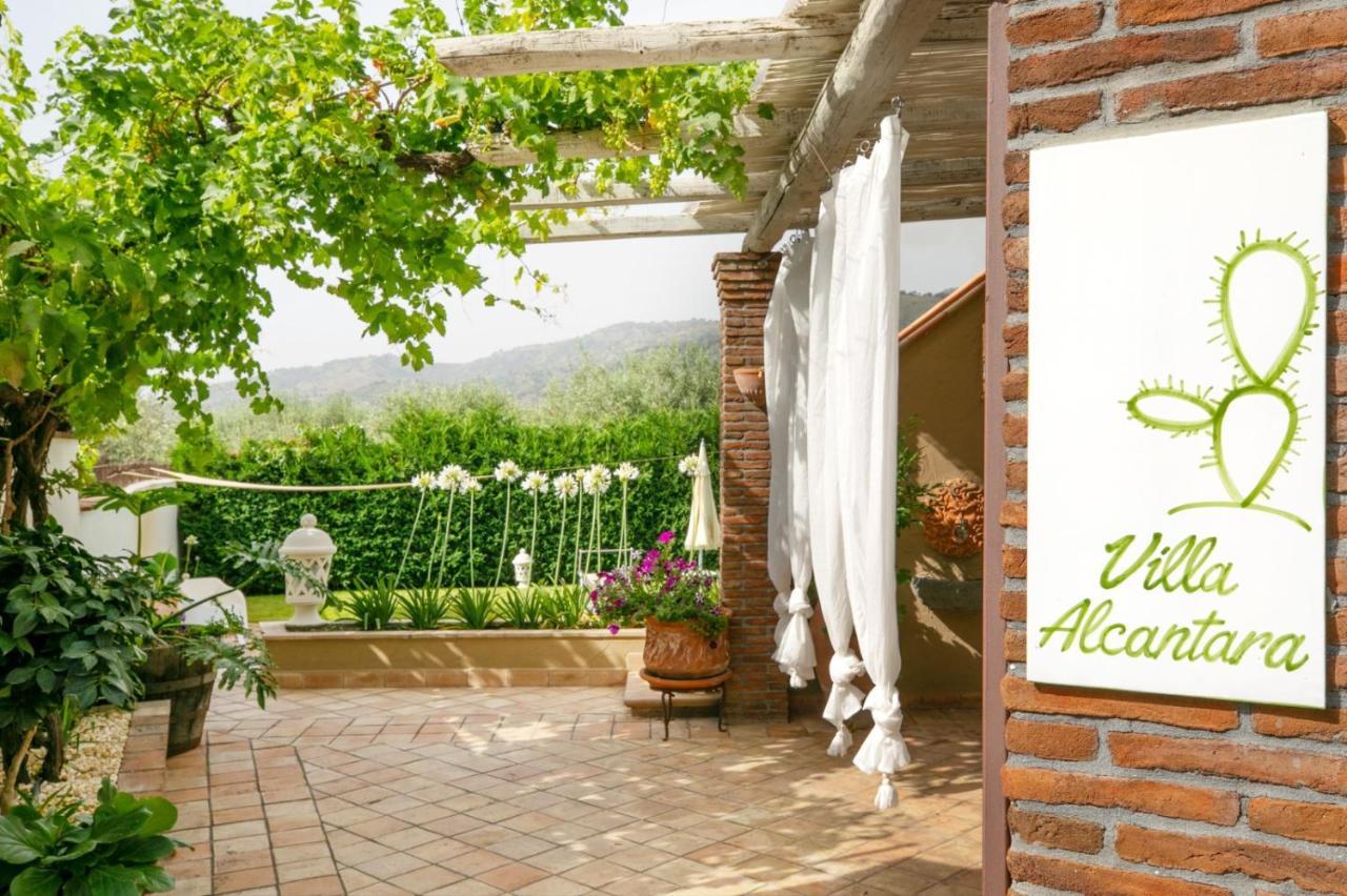 Villa Alcantara Di Charme 그라니티 외부 사진
